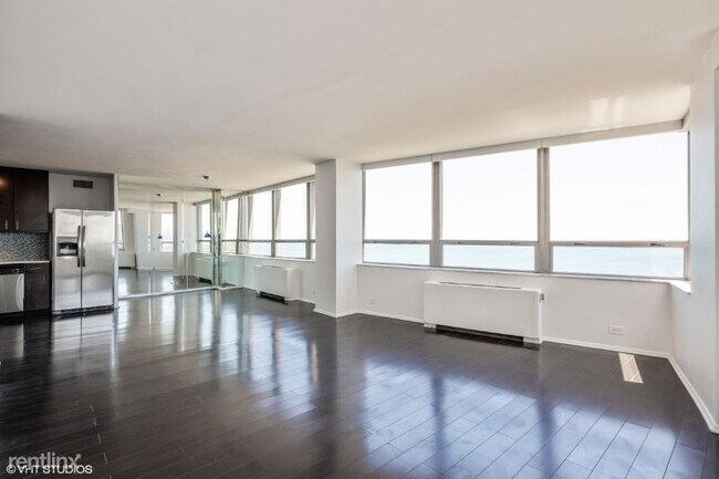 Foto del edificio - 3 br, 2 bath Condo - 5701 N Sheridan Rd # 20j