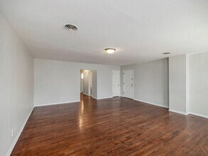 Building Photo - 2426-1/2 S 16th St