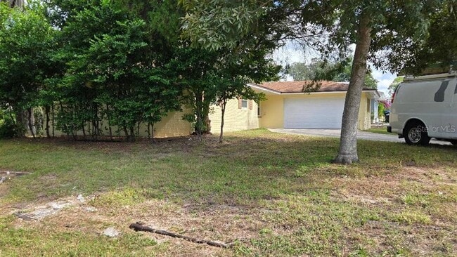 Building Photo - 6607 Merriewood Dr