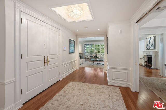 Foto del edificio - 403 N Palm Dr