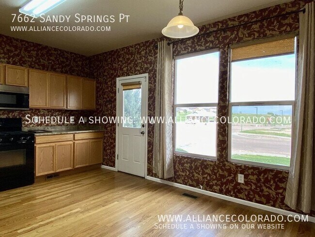 Building Photo - 7662 Sandy Springs Pt