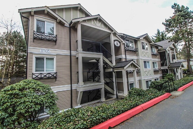 Foto del edificio - 11303 NE 128th St