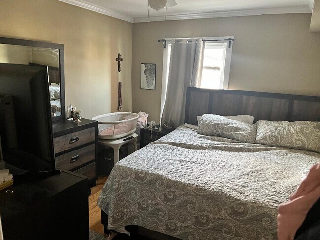 Foto del edificio - 3239 Damen N Ave