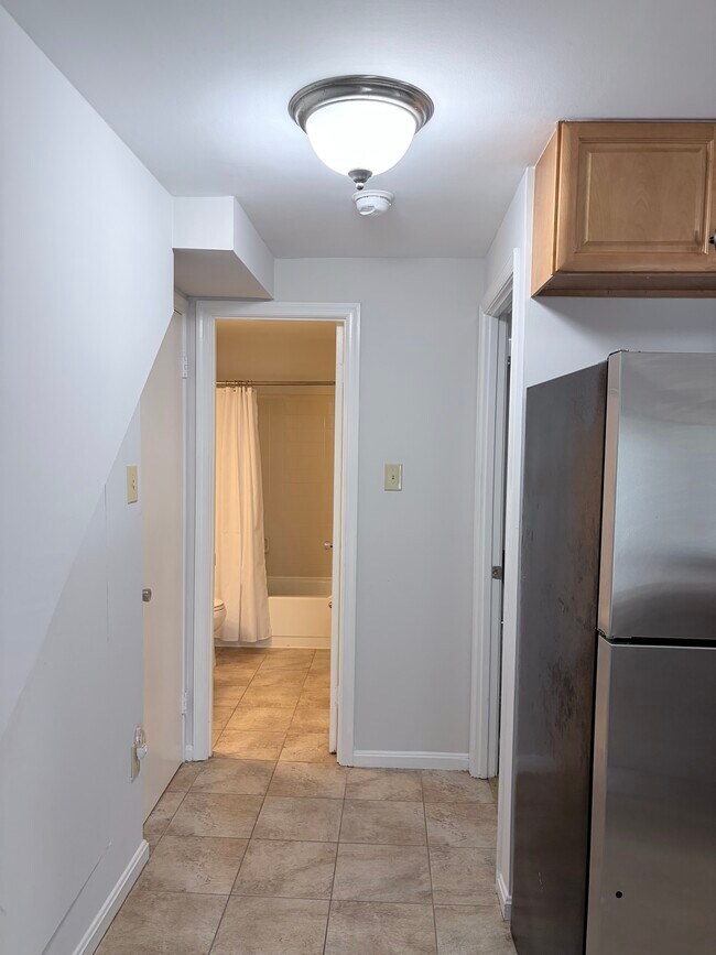 Foto del edificio - 132 N Bedford St
