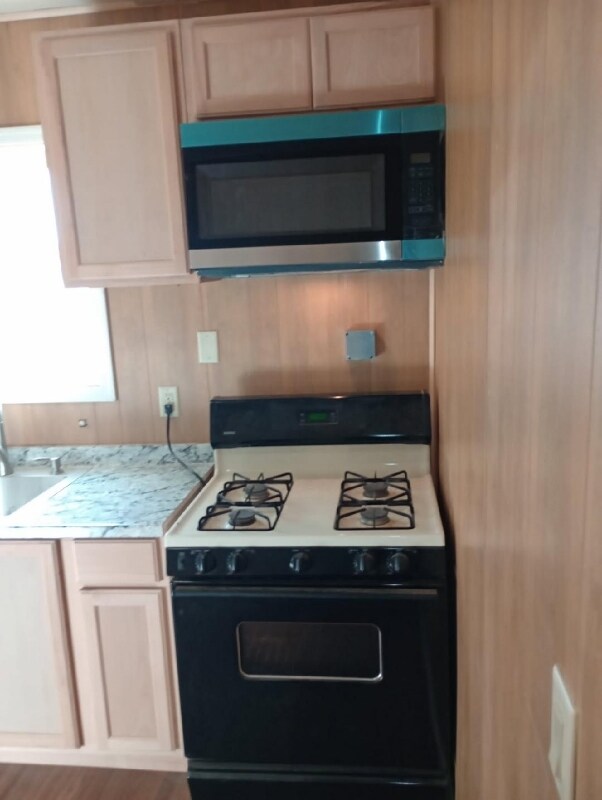 Foto del edificio - 326 E Murphy St