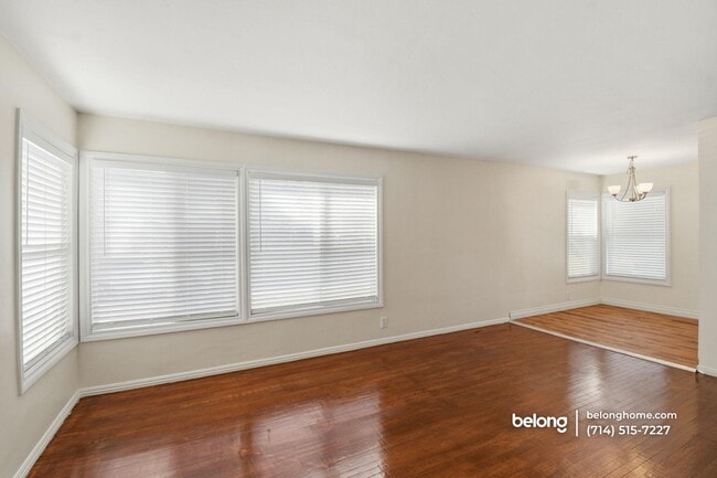 Building Photo - 183 N Batavia St