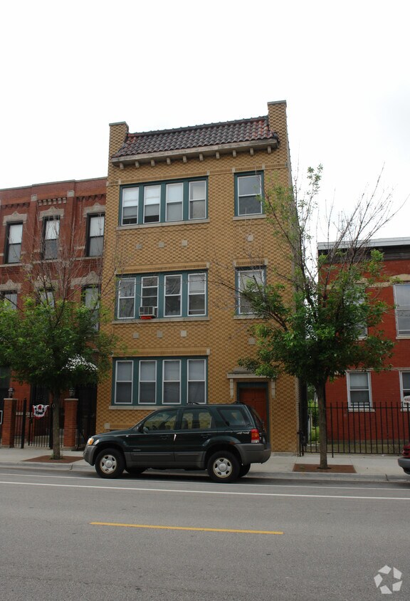 Building Photo - 2237 W Taylor St