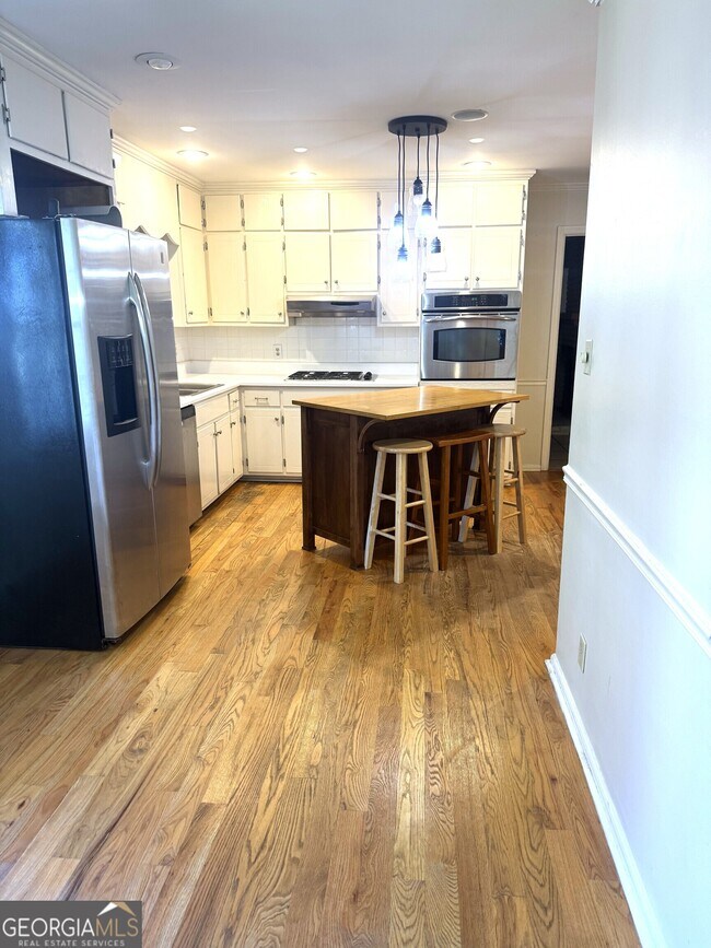 Foto del edificio - 535 Pierce Ave