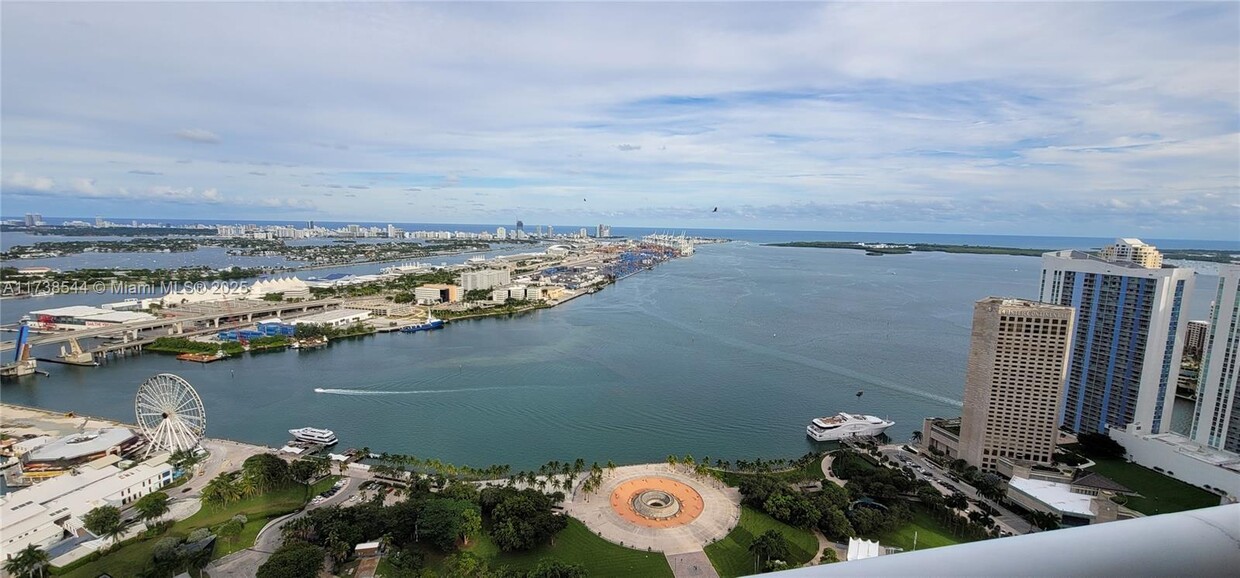 Foto principal - 50 Biscayne Blvd