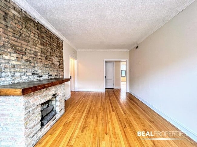 Foto del edificio - 1 bedroom in CHICAGO IL 60657