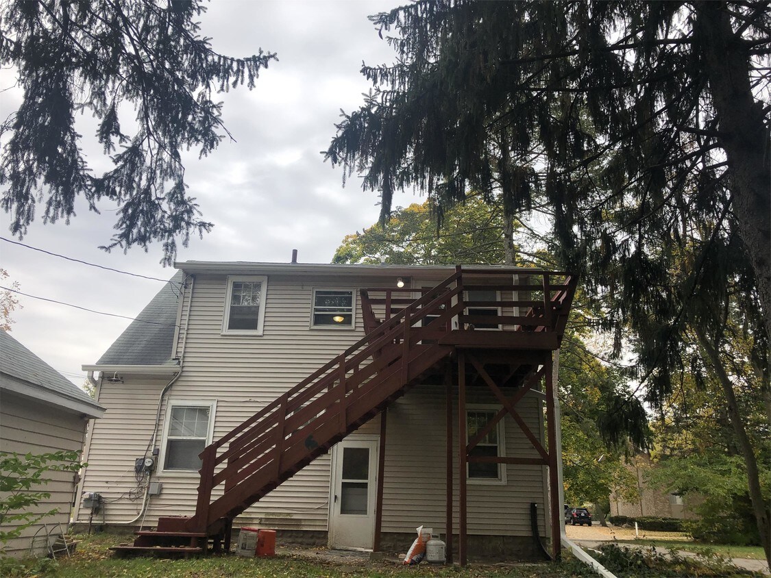Foto principal - 153 Stoddard Ave