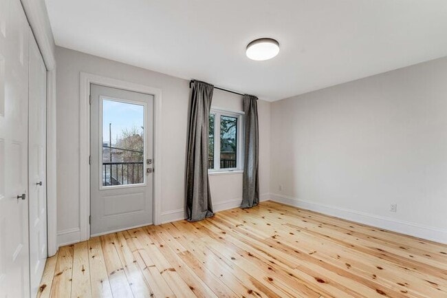 Building Photo - 288 Arlington Ave