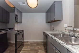 Interior Photo - Somerset Park At Union Apartments