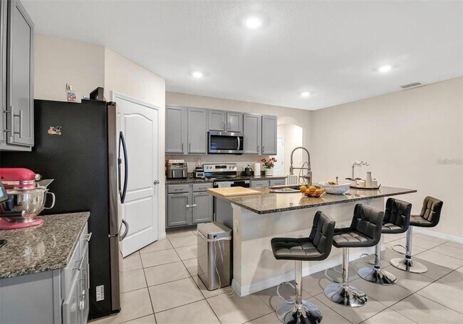 Foto del edificio - 5384 Hickory Downs Wy