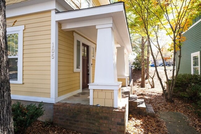 Foto del edificio - 490 S Barnett Shoals Rd