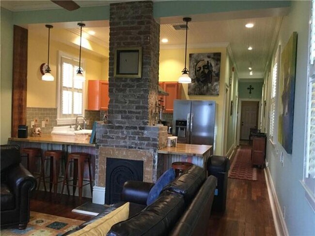 Foto del edificio - STRAIGHTndp7709