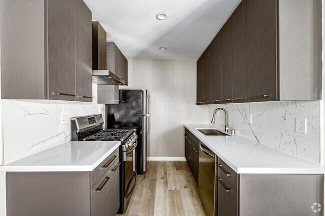 1 dormitorio, 1 baño - 650 pies cuadrados - Cocina - 514 S. Mariposa Ave.