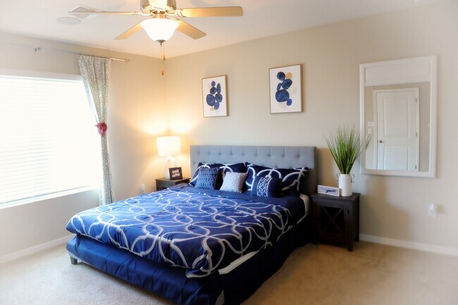 Building Photo - 5969 Briar Rose Wy
