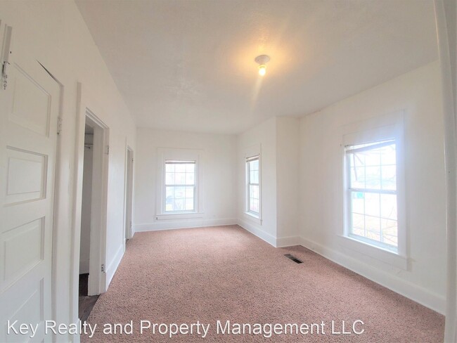 Building Photo - 3 br, 1 bath House - 1603 NW 1st St