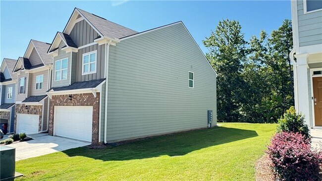 Foto del edificio - 488 Stoneybrook Dr