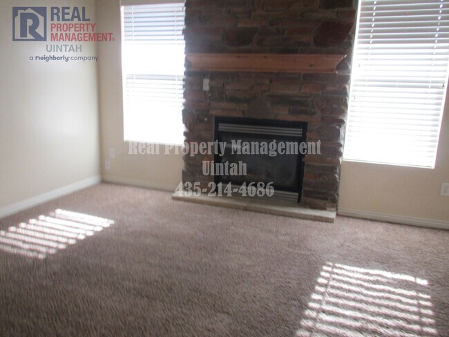 Foto del edificio - 2 bedroom 2 bath all on one level