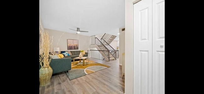 Building Photo - 7329 Cardigan Cir