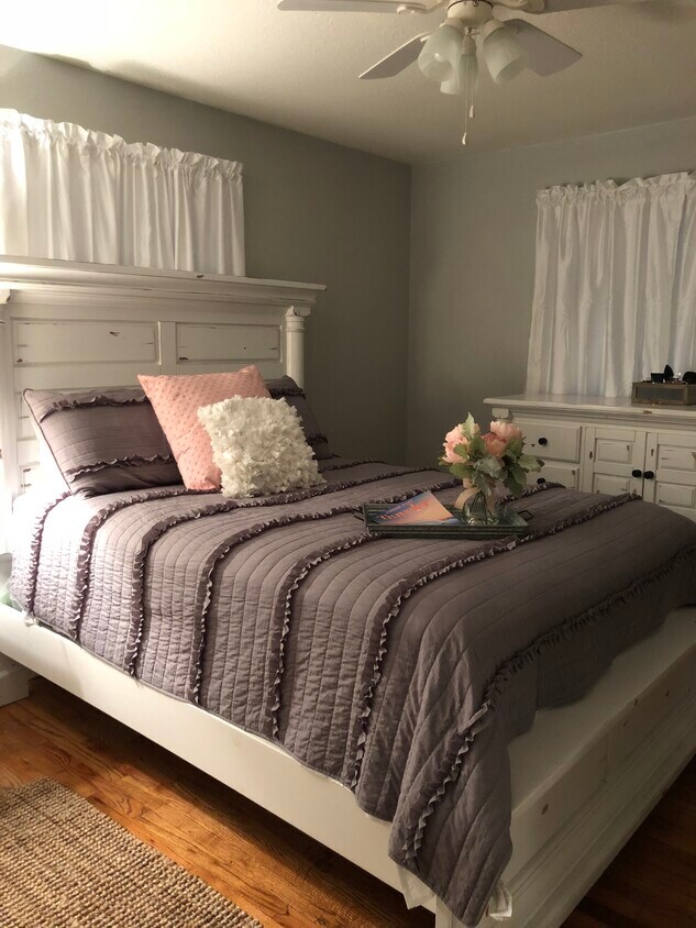 Primary Bedroom - 307 Sullivan Dr