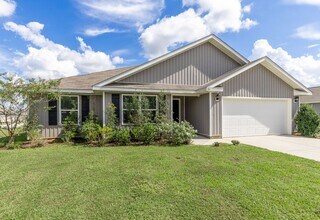 Building Photo - 304 Hartenstein Rd