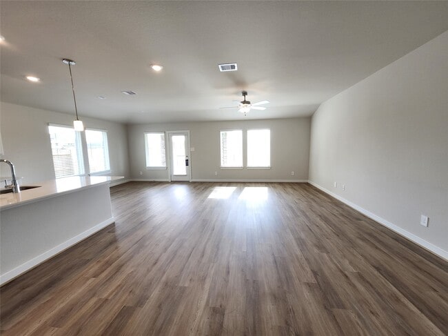 Building Photo - 2506 Good Morrow Dr