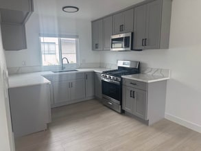 Building Photo - 5776 Rostrata Ave