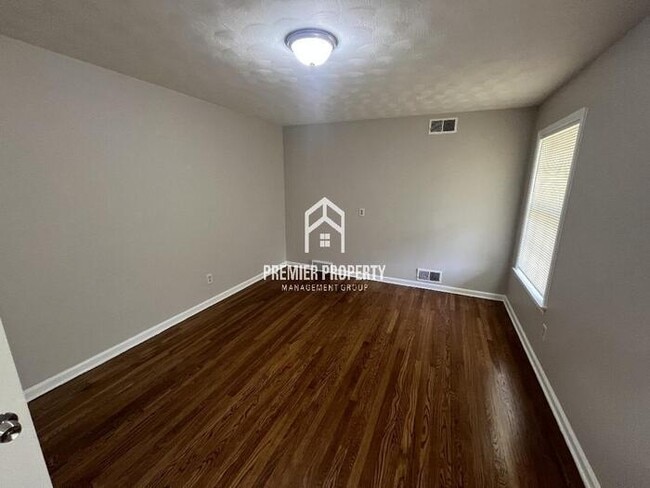 Foto del edificio - 1791 Homedale Ave