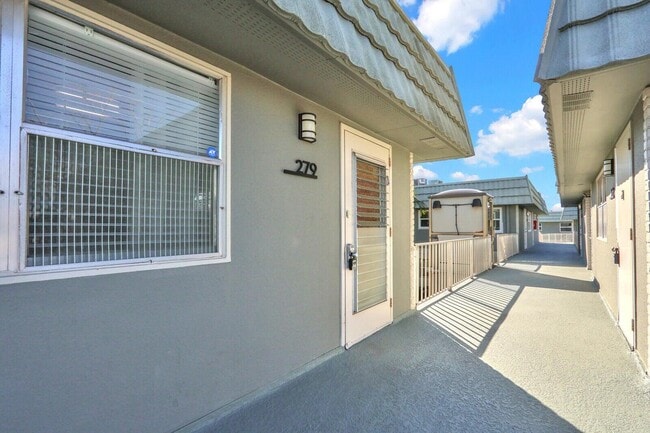 Foto del edificio - 279 Flanders F