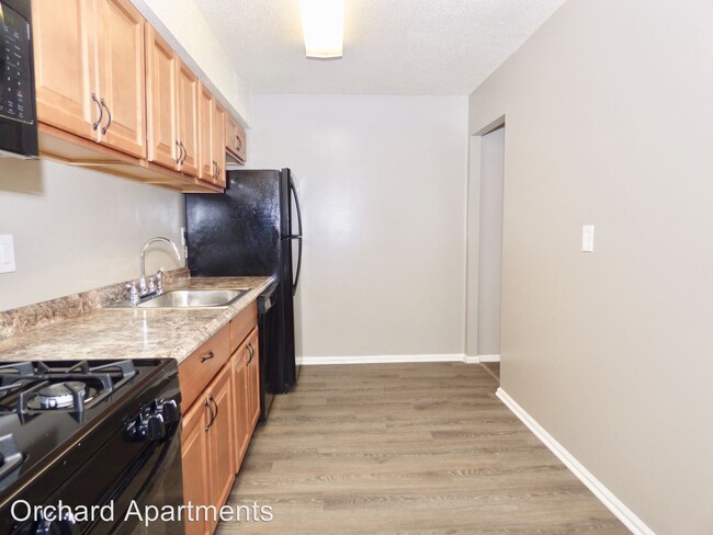 Foto del edificio - 1 br, 1 bath Apartment - 500 Shalter Avenue