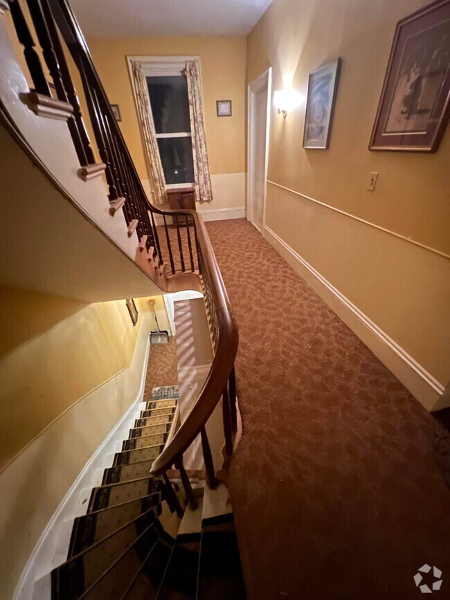 Apartments For Rent in Merrimac, MA with EV Charging 1 Rentals