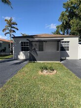 Building Photo - 1625 Dewey St