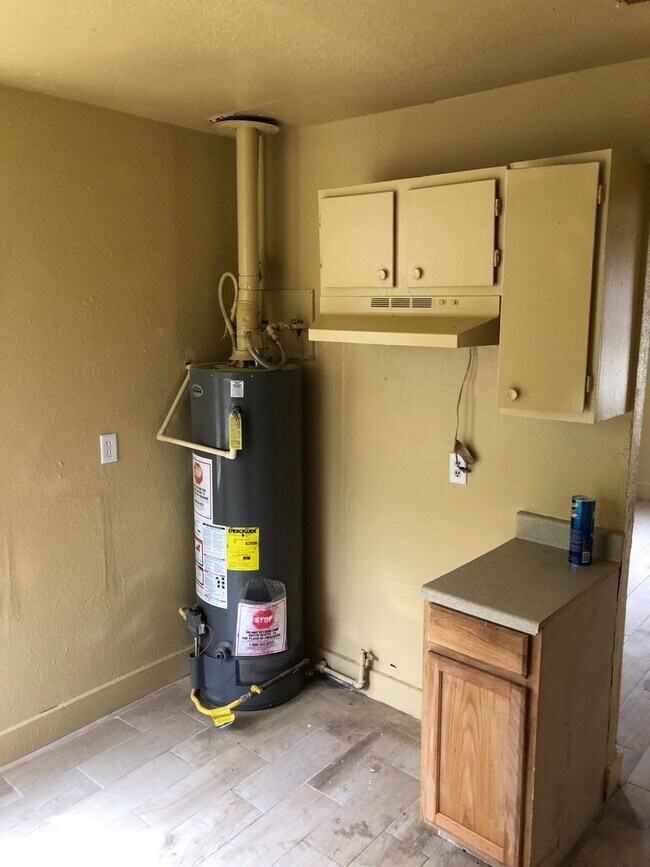 Foto del edificio - Large 4 Bedroom!