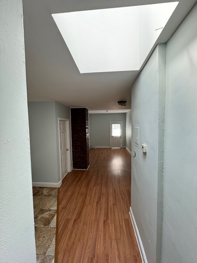 Building Photo - 90 Highland Ave