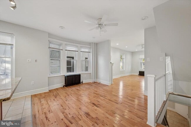 Foto del edificio - 6328 N Beechwood St