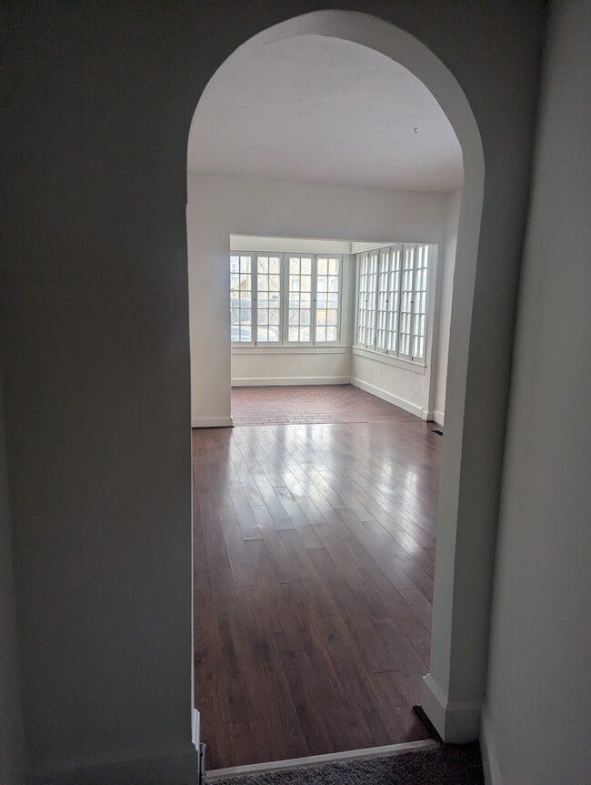 Photo - 2128 N Pennsylvania St Apartment