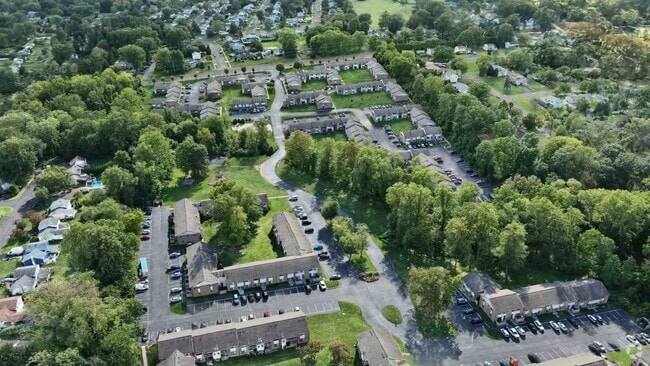  - The Glen at Bucks Apartments and Townhomes