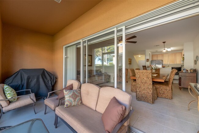 Foto del edificio - 366 Chelsea Dr