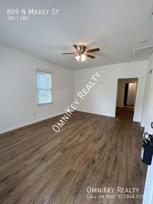 Foto del edificio - 809 N Maxey St