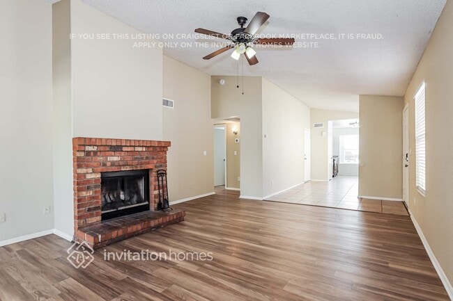 Foto del edificio - 4545 N 67th Ave