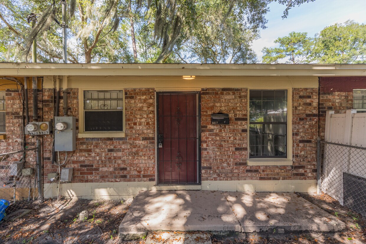 4417 Ken Knight Dr N, Jacksonville, FL 32209 House for Rent in Jacksonville, FL