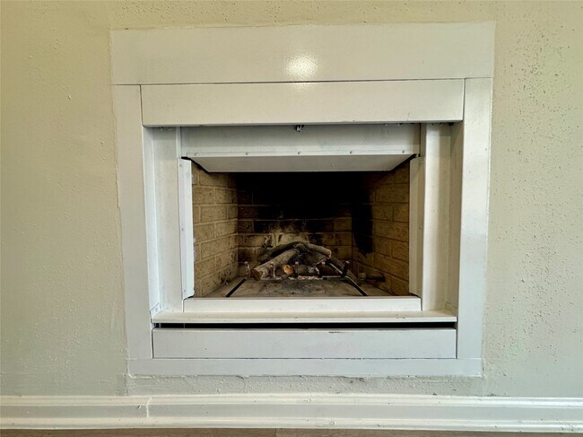 Foto del edificio - 5810 Twisted Pine Ct