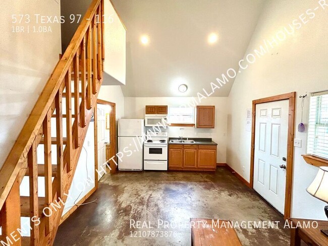 Building Photo - AVAILABLE NOW! 1 Bedroom / 1 Bath Lodge w/...