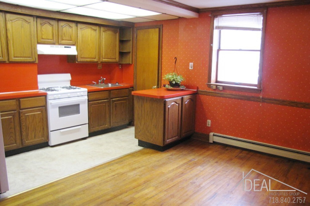 Primary Photo - Marvelous 2BR in Windsor Terrace!