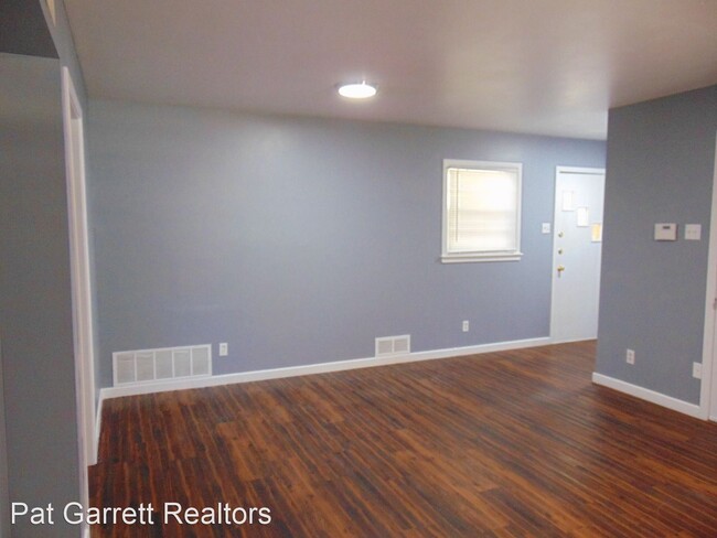 Building Photo - 3 br, 2 bath House - 3805-26th Street