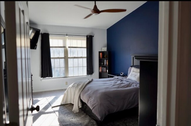 Foto del edificio - 104 Hunters Ridge Dr