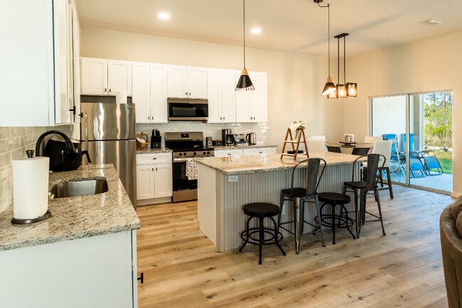 Building Photo - 20 Serbian Bellflower Trail